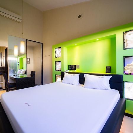 לונדרינה Motel Platinum מראה חיצוני תמונה