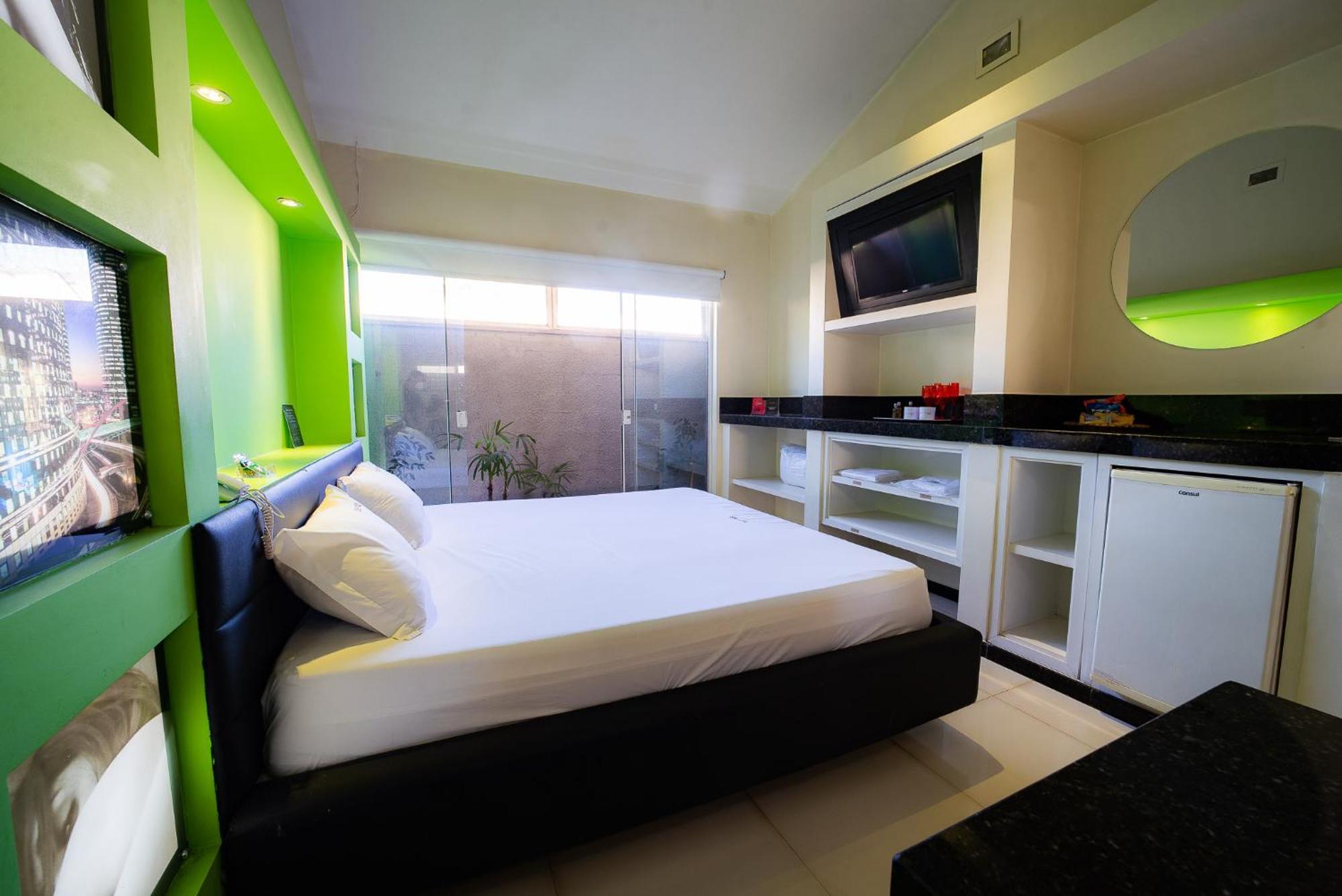 לונדרינה Motel Platinum מראה חיצוני תמונה