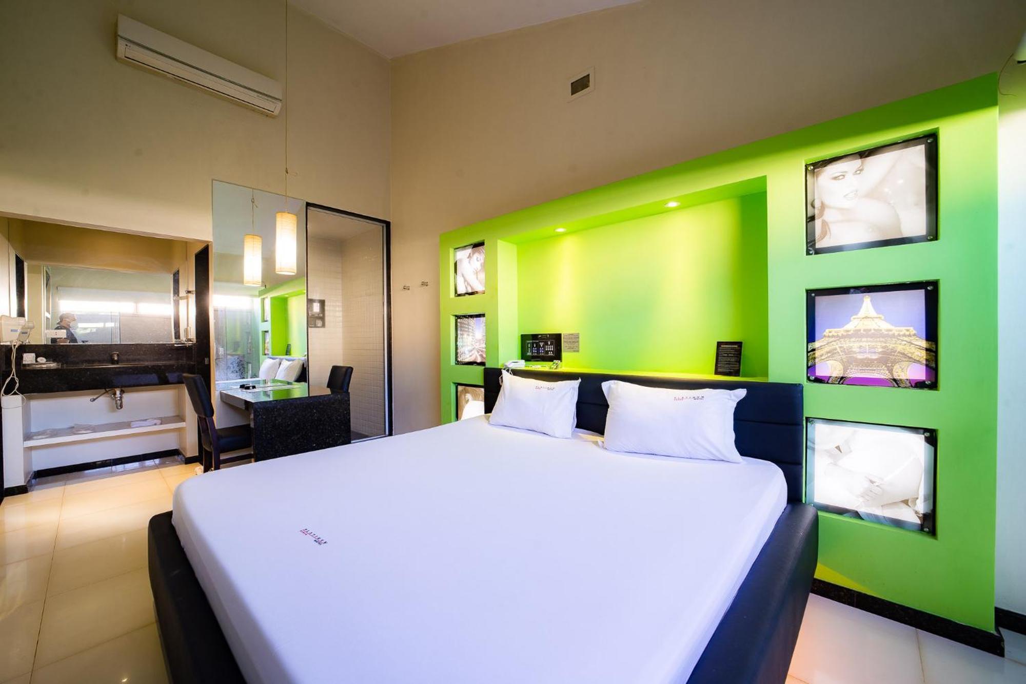 לונדרינה Motel Platinum מראה חיצוני תמונה